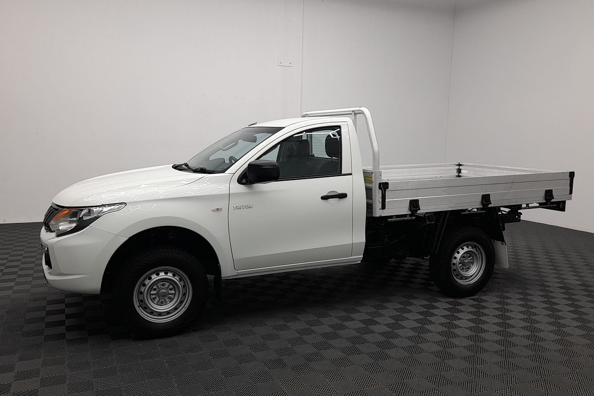 2018 Mitsubishi Triton GLX MR Rear Wheel Drive