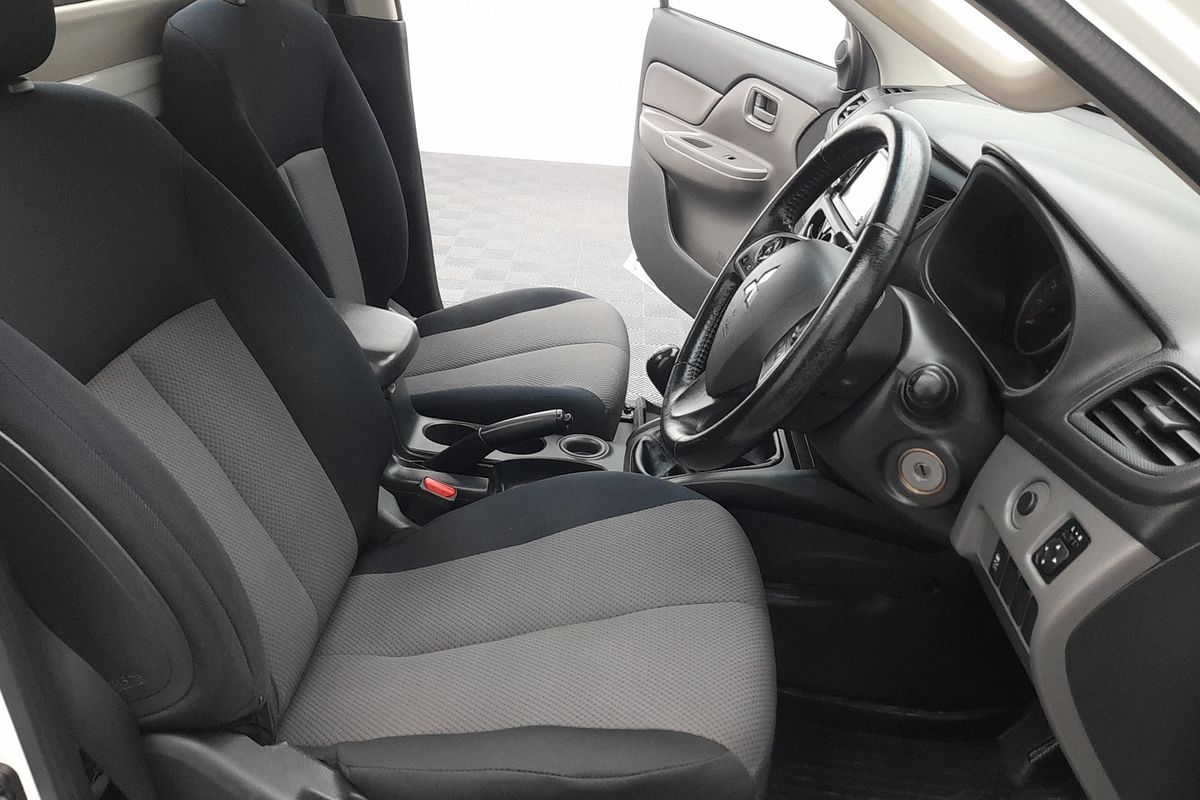 2018 Mitsubishi Triton GLX MR Rear Wheel Drive