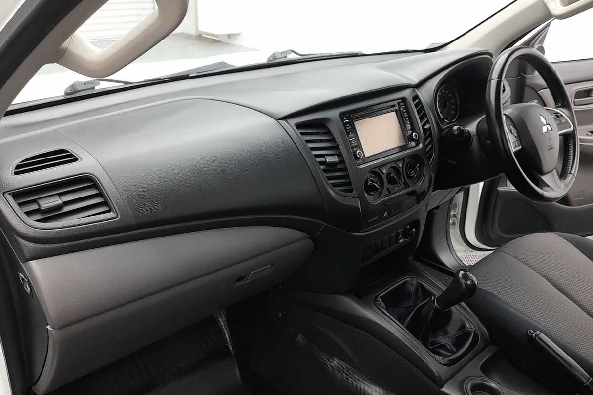 2018 Mitsubishi Triton GLX MR Rear Wheel Drive