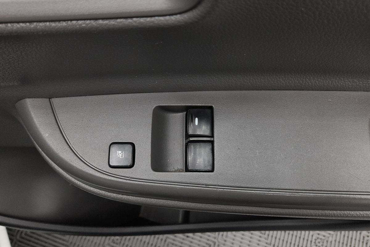 2018 Mitsubishi Triton GLX MR Rear Wheel Drive
