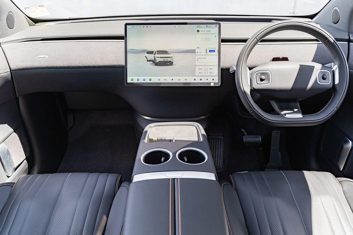 2025 Deepal E07 Performance 4X4
