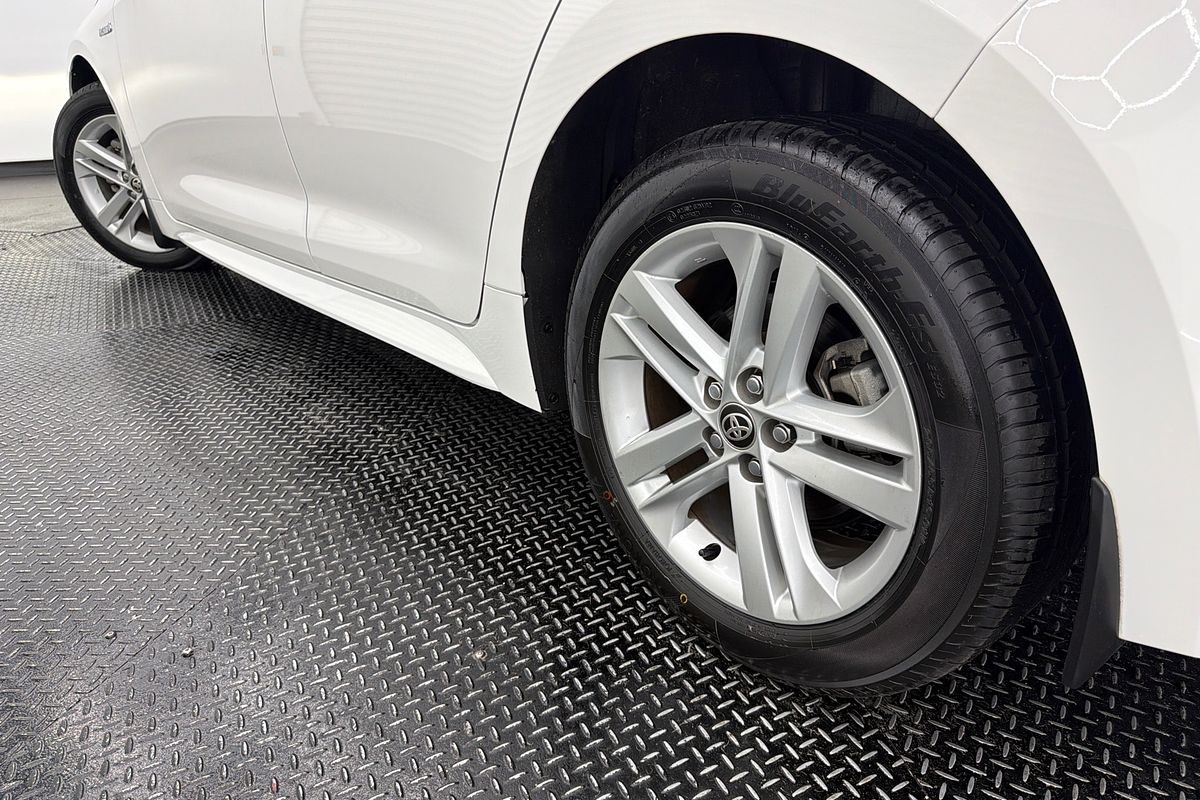2022 Toyota Corolla Ascent Sport Hybrid ZWE211R