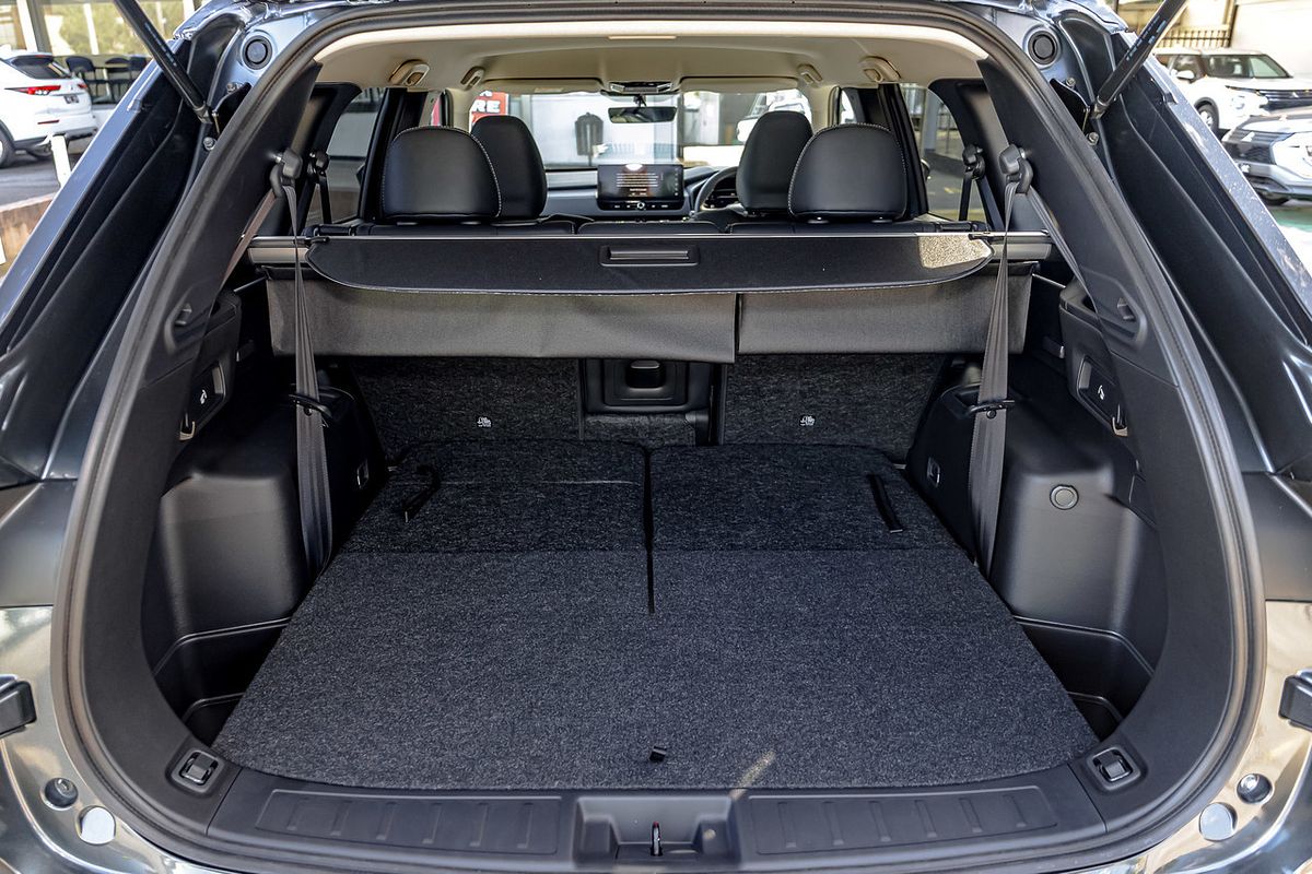 2025 Mitsubishi Outlander LS ZM