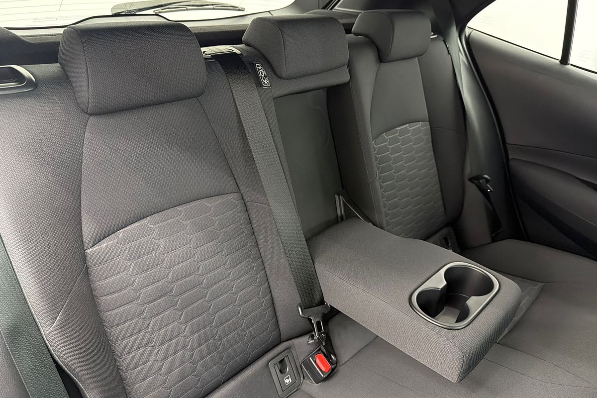 2022 Toyota Corolla Ascent Sport Hybrid ZWE211R