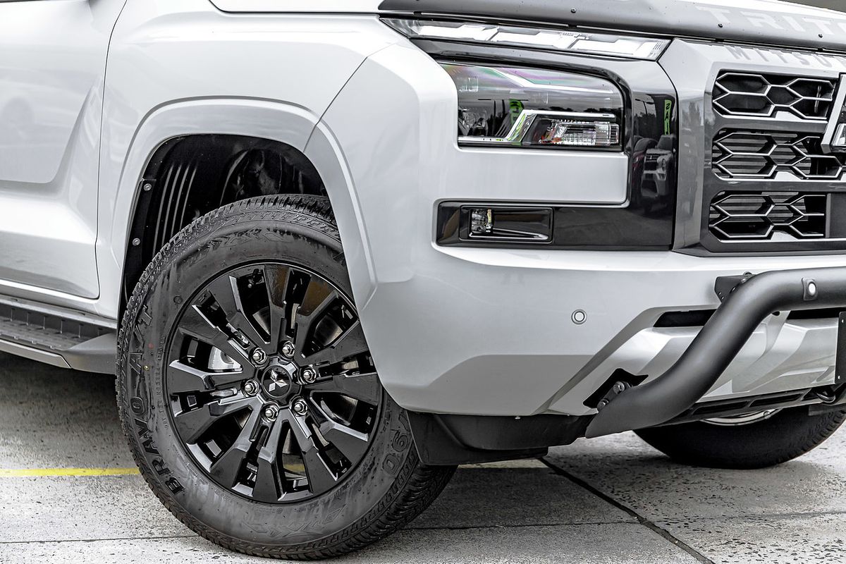 2025 Mitsubishi Triton GSR MV 4X4