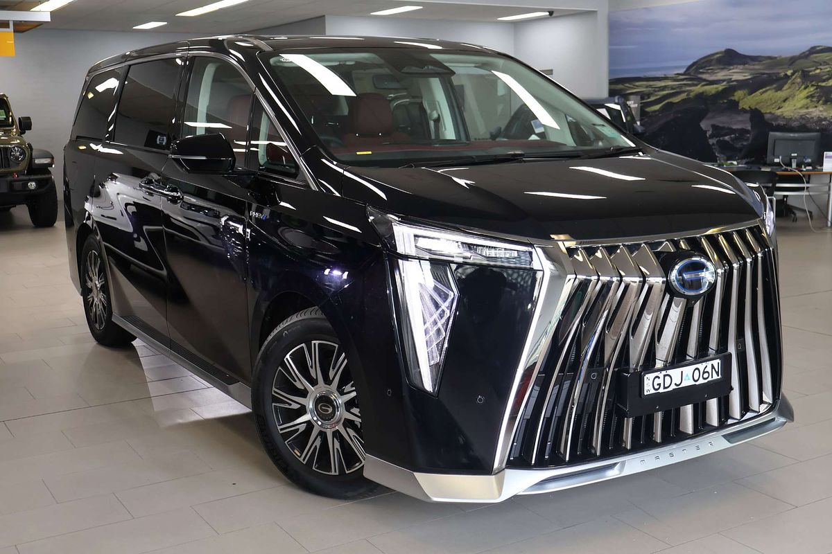2025 GAC M8 PHEV Luxury
