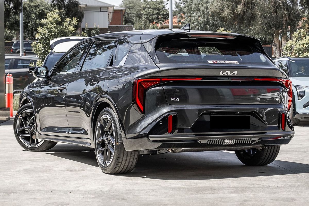 2025 Kia K4 GT-Line CL4m