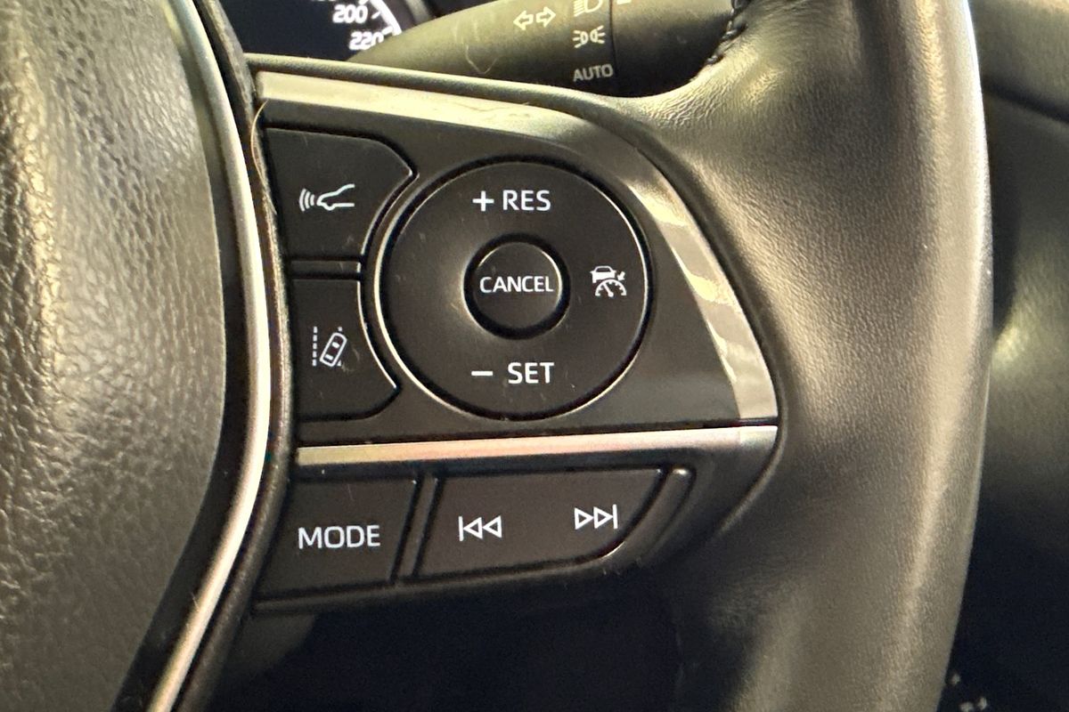 2024 Toyota Camry SL AXVH70R