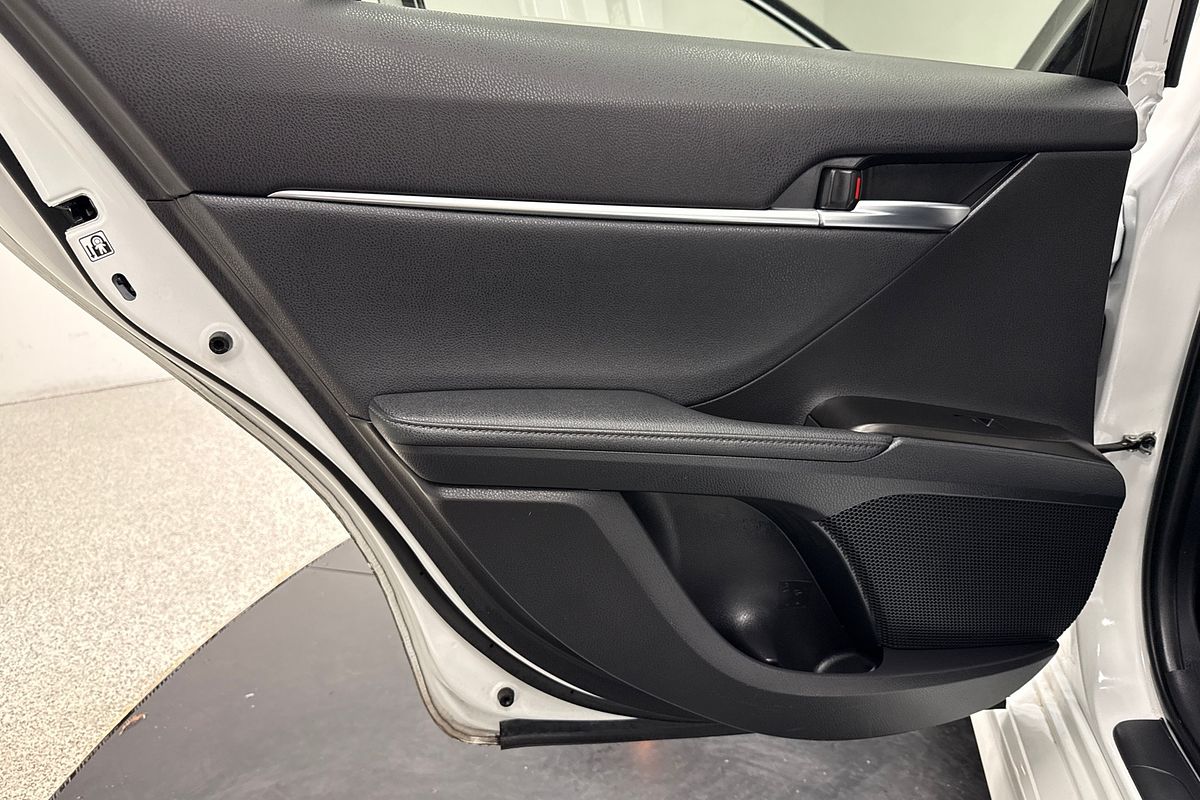 2024 Toyota Camry SL AXVH70R