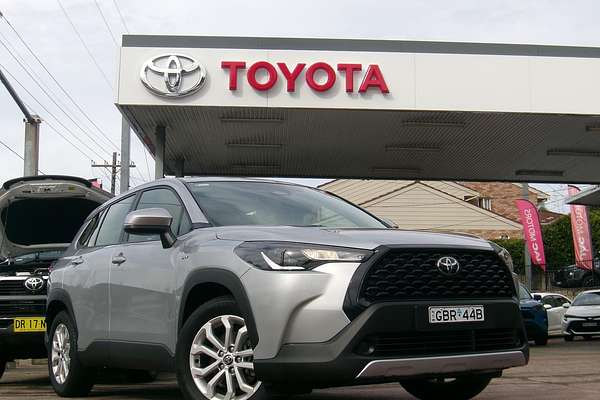 2025 Toyota Corolla Cross GX MXGH10R
