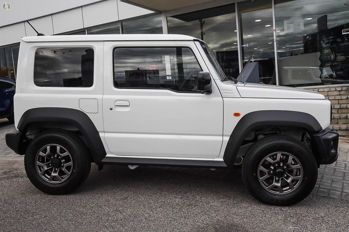 2025 Suzuki Jimny GLX GJ