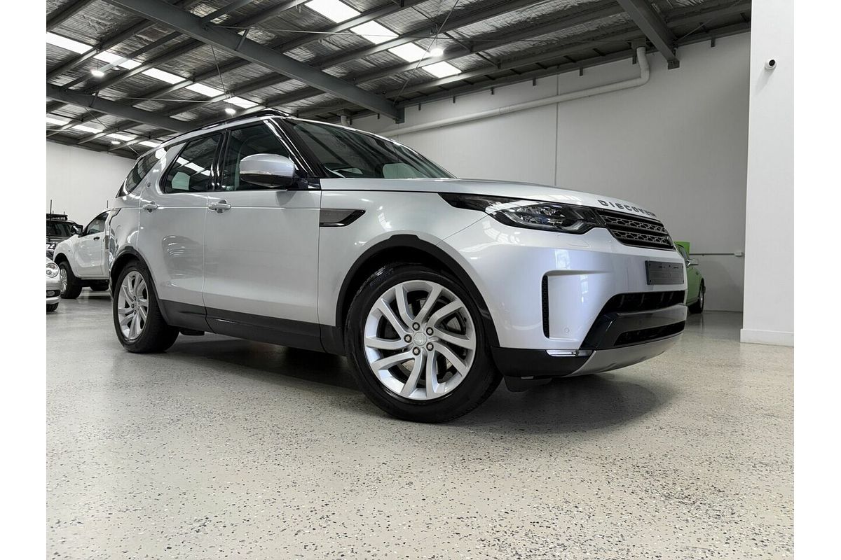 2017 Land Rover Discovery TD6 SE Series 5