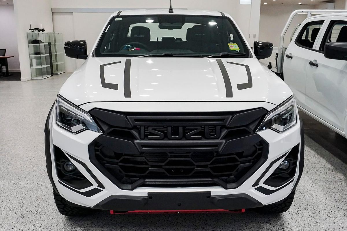 2025 Isuzu D-MAX BLADE 4X4