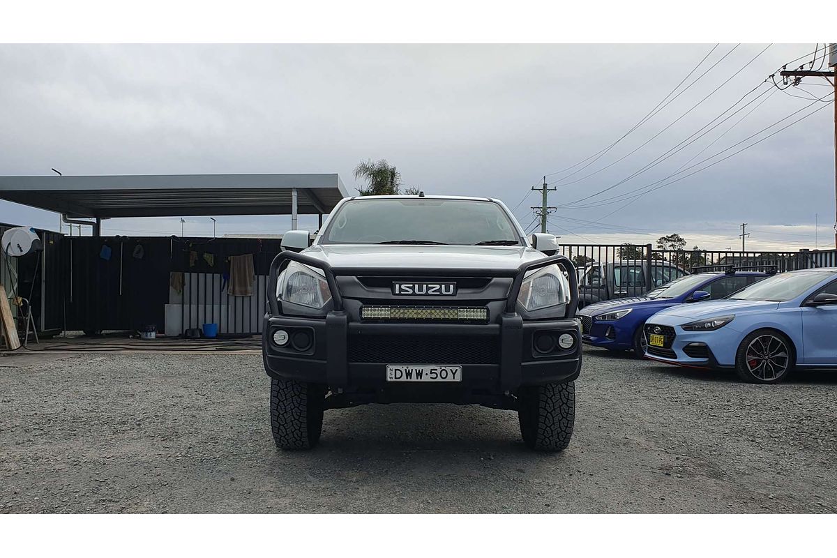 2018 Isuzu D-MAX SX High Ride Rear Wheel Drive