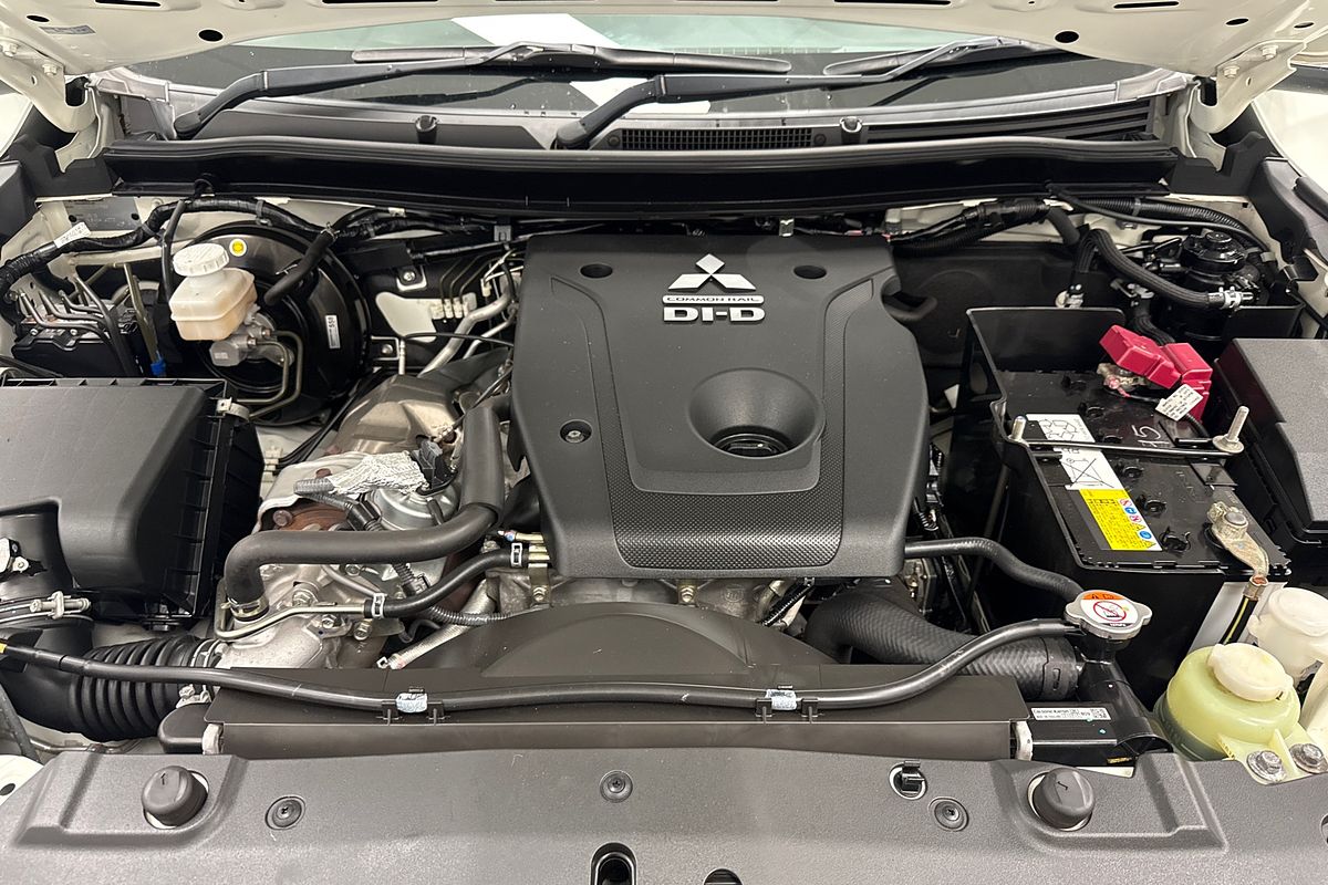 2021 Mitsubishi Triton GLX-R MR 4X4