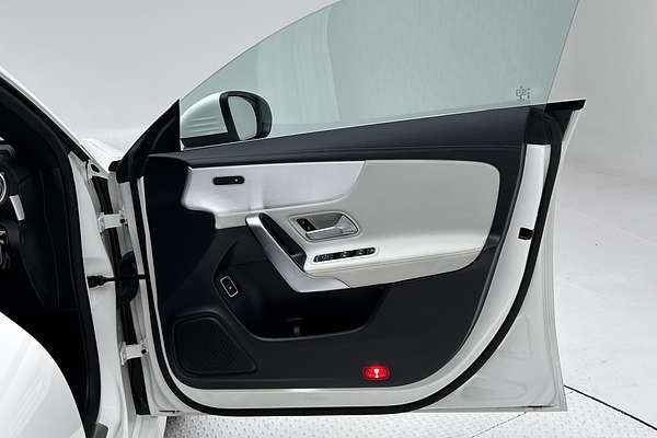2022 Mercedes-Benz CLA-Class CLA200 C118 thumb-18