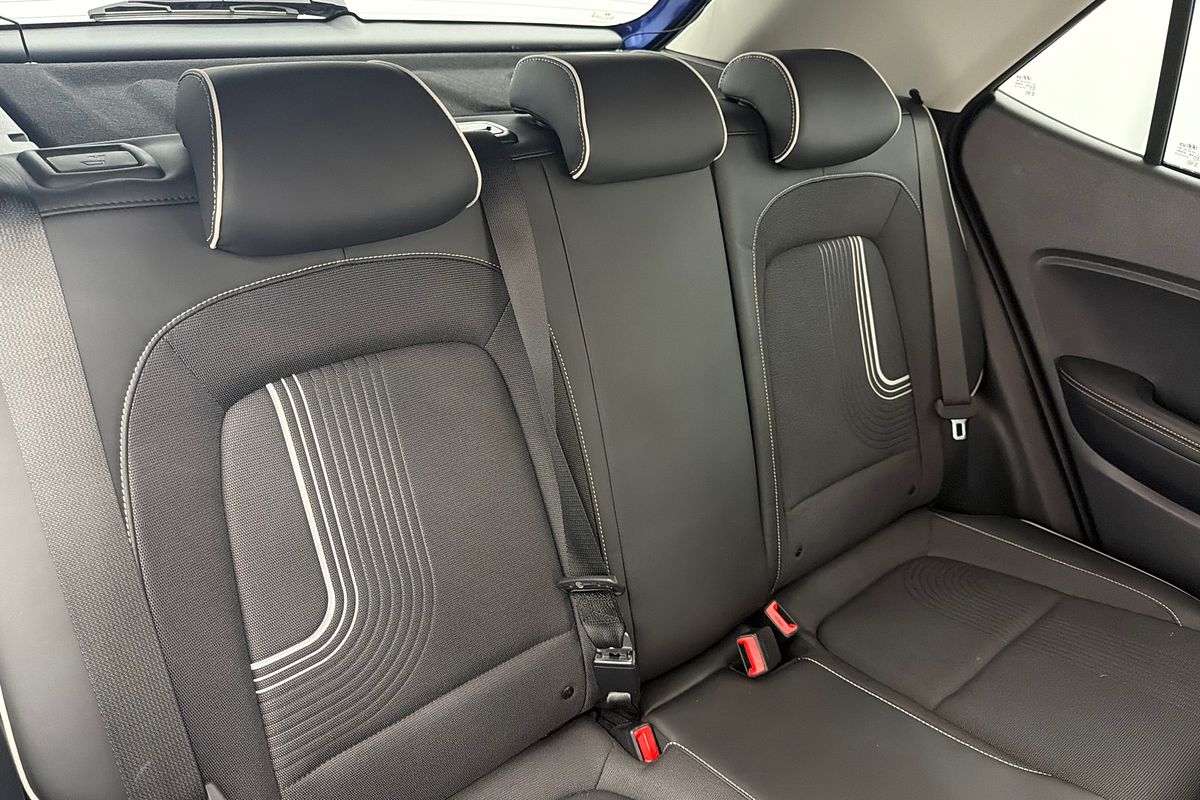 2023 Hyundai Venue Elite QX.V5