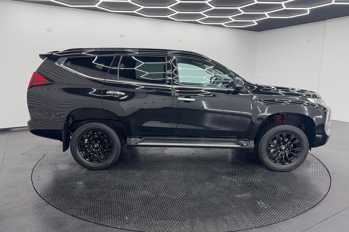2022 Mitsubishi Pajero Sport GSR QF