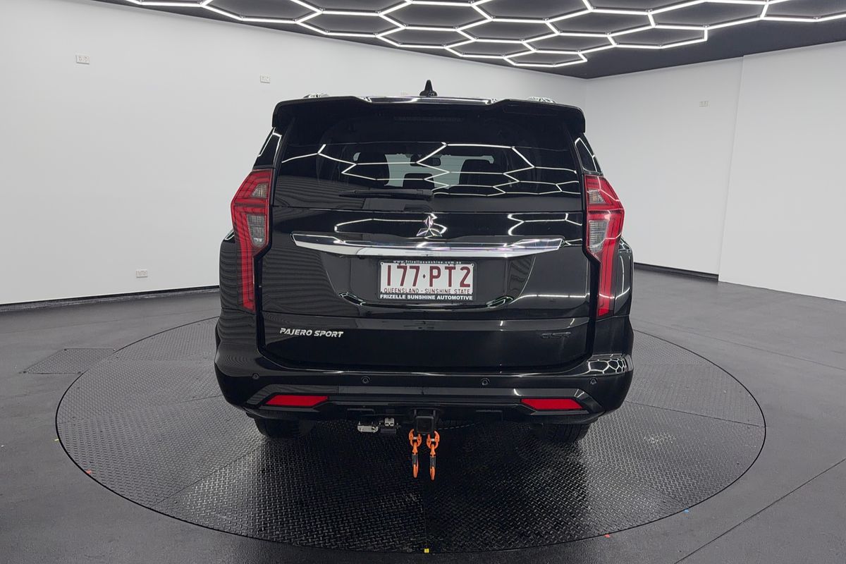 2022 Mitsubishi Pajero Sport GSR QF