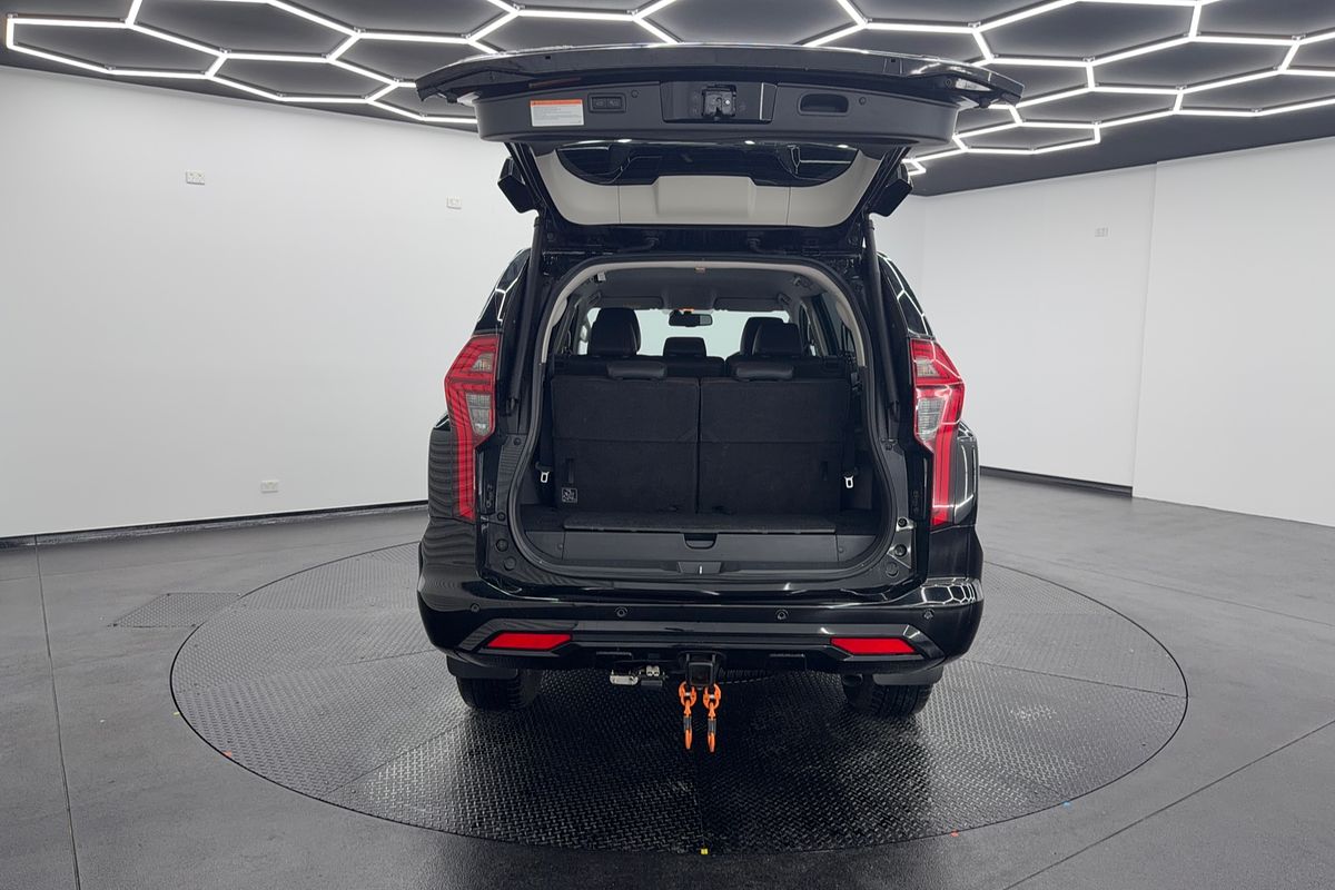 2022 Mitsubishi Pajero Sport GSR QF