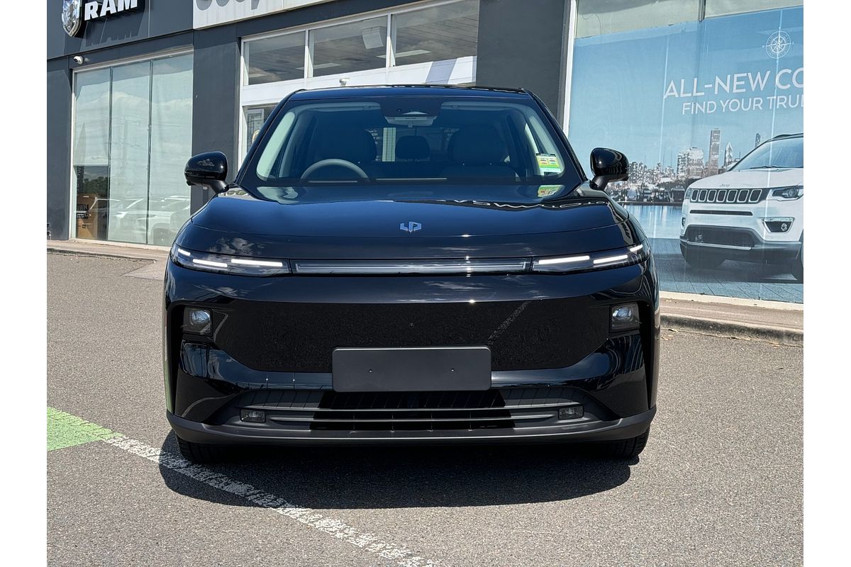2026 Leapmotor B10 Design LR A12