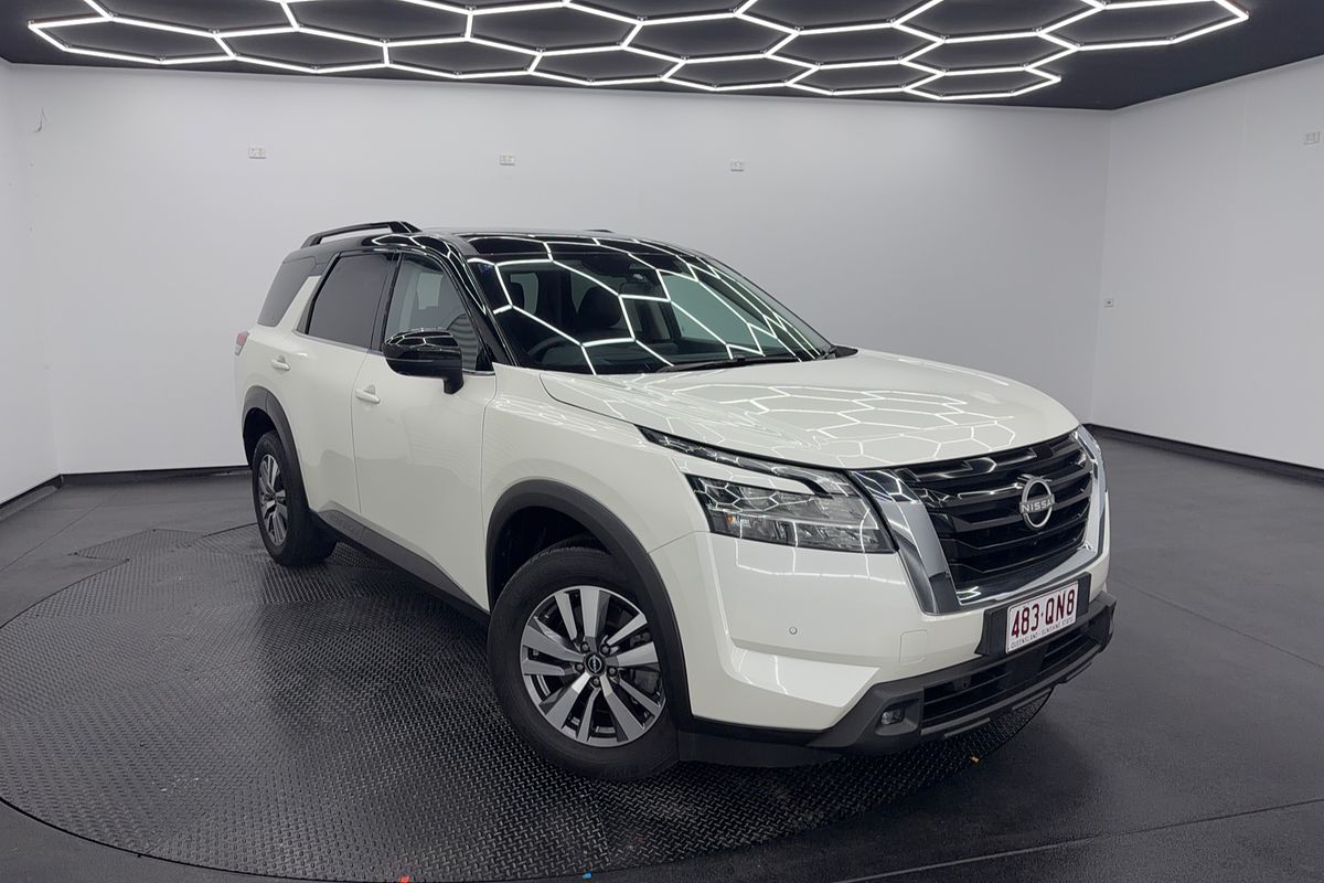 2022 Nissan Pathfinder Ti R53