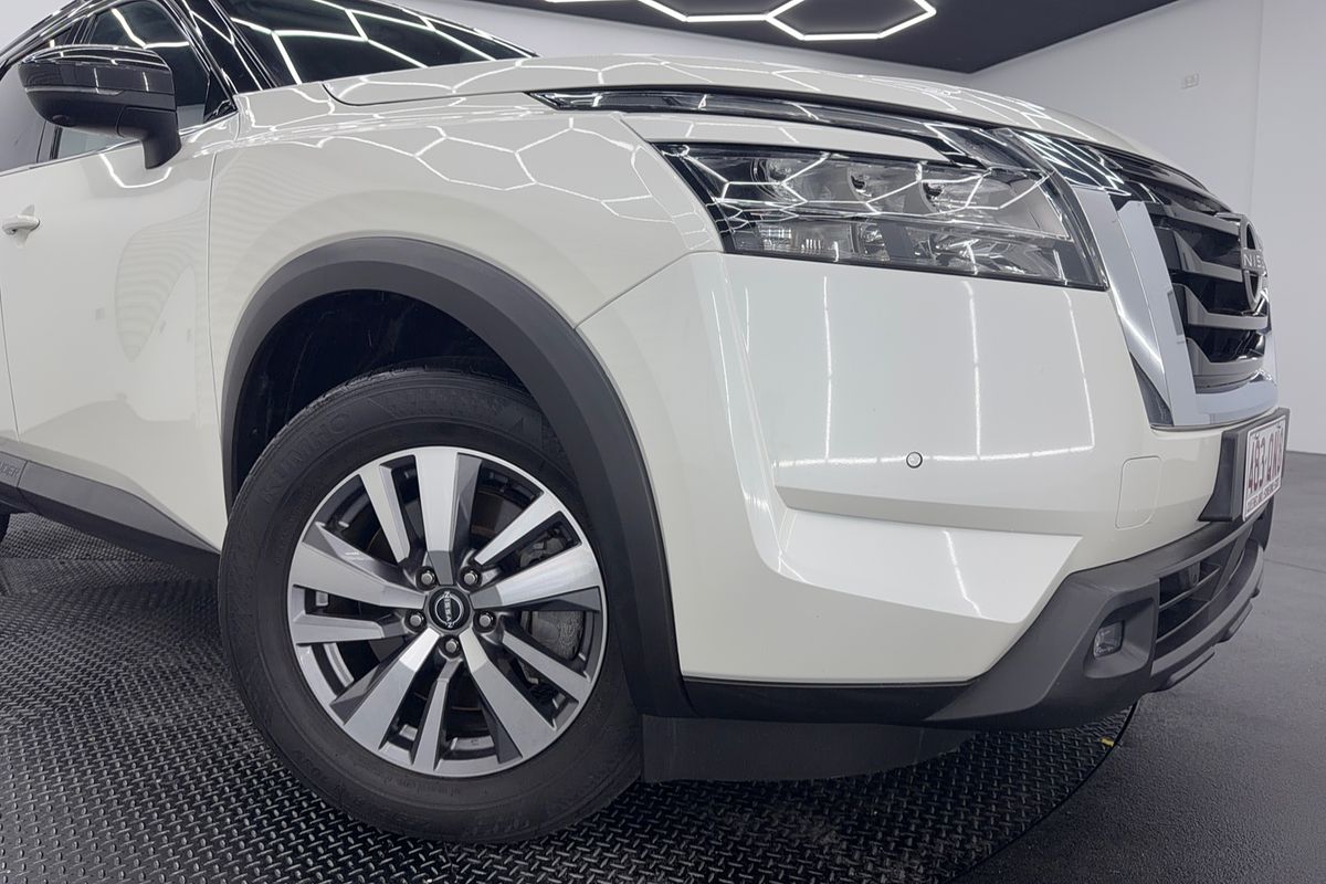 2022 Nissan Pathfinder Ti R53