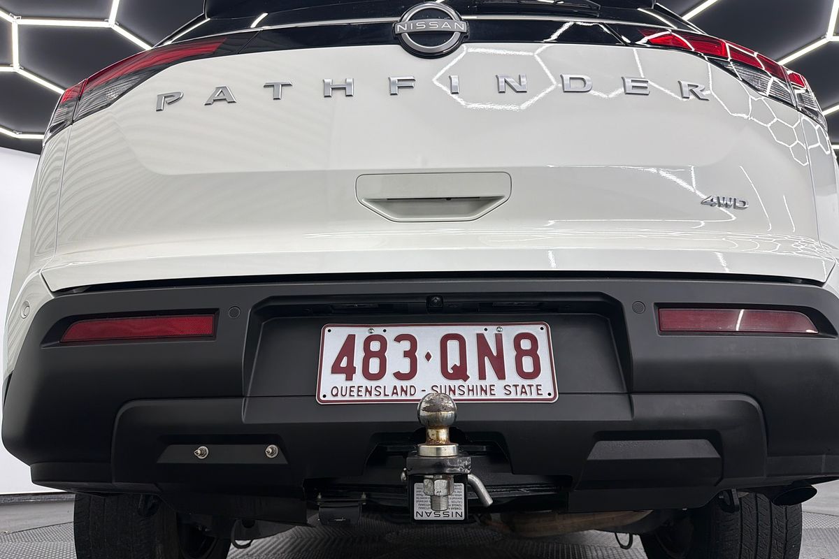 2022 Nissan Pathfinder Ti R53