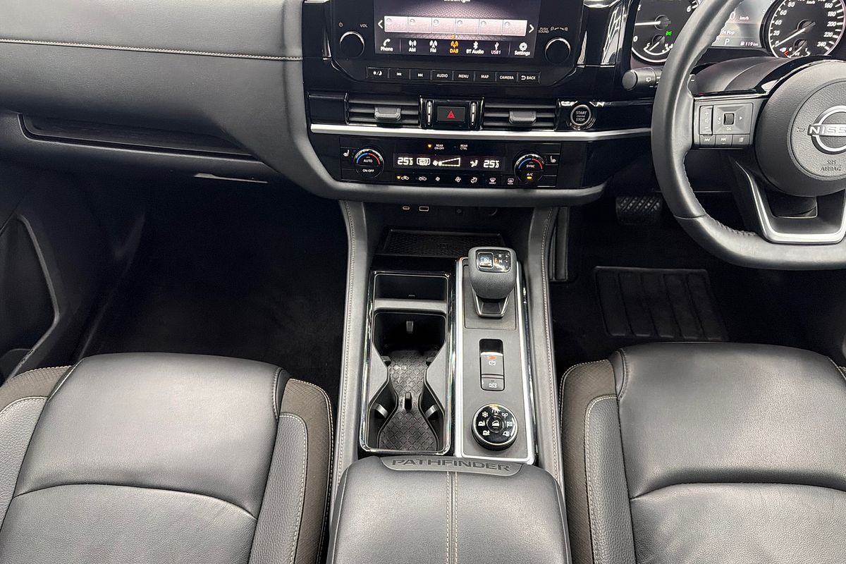 2022 Nissan Pathfinder Ti R53
