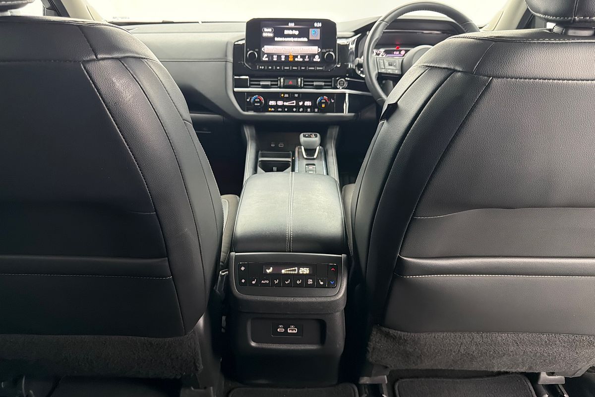 2022 Nissan Pathfinder Ti R53