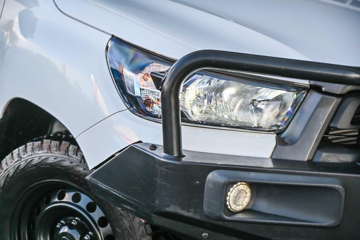 2022 Toyota Hilux SR GUN126R 4X4