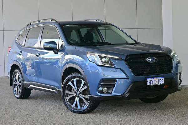 2023 Subaru Forester 2.5i Premium S5