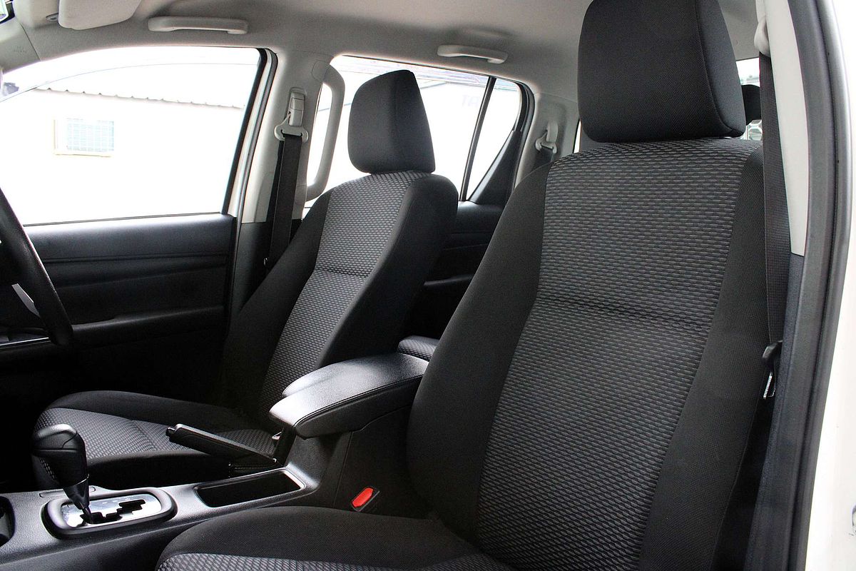 2022 Toyota Hilux Workmate GUN125R 4X4