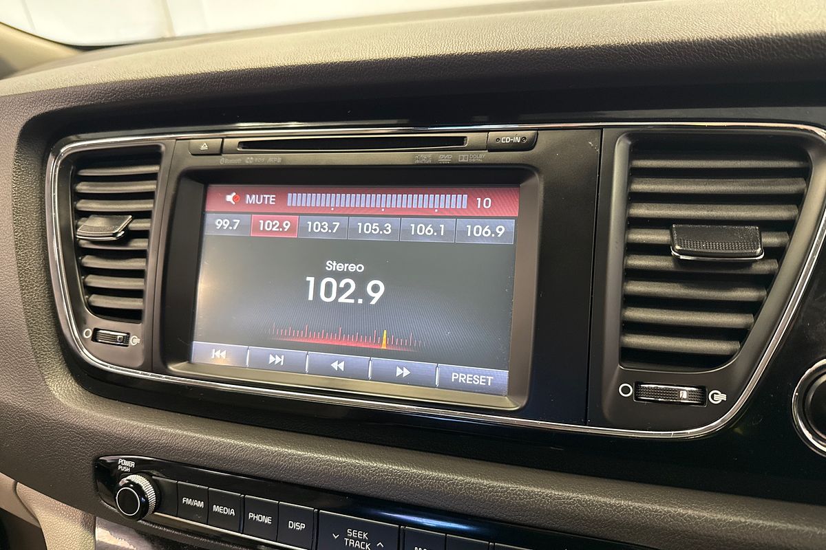 2018 Kia Carnival Platinum YP