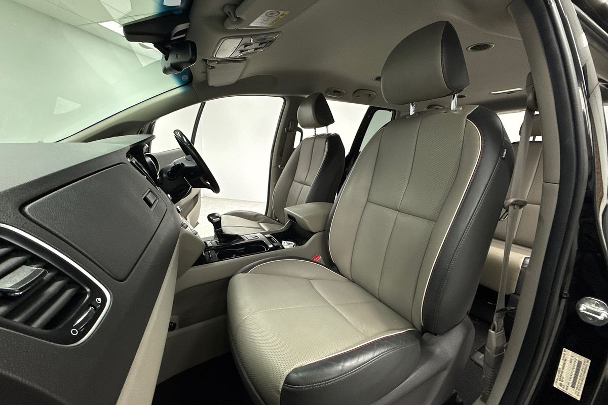 2018 Kia Carnival Platinum YP