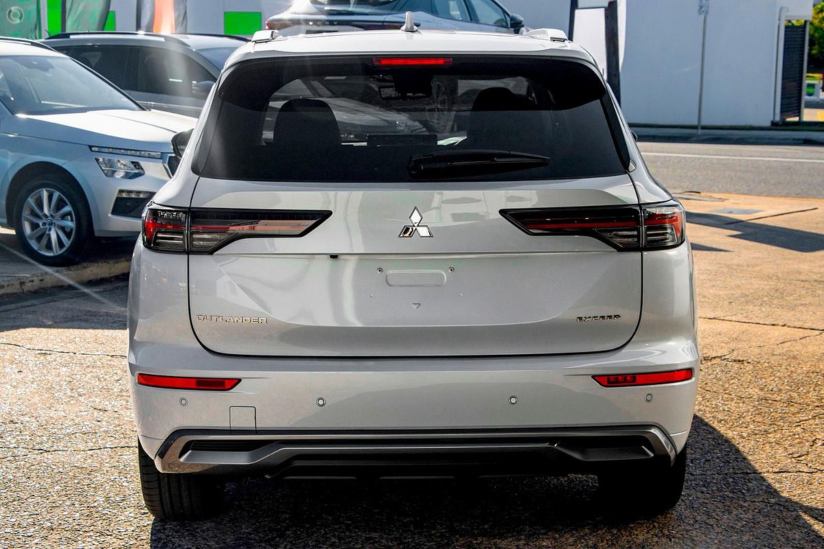 2026 Mitsubishi Outlander Exceed ZM