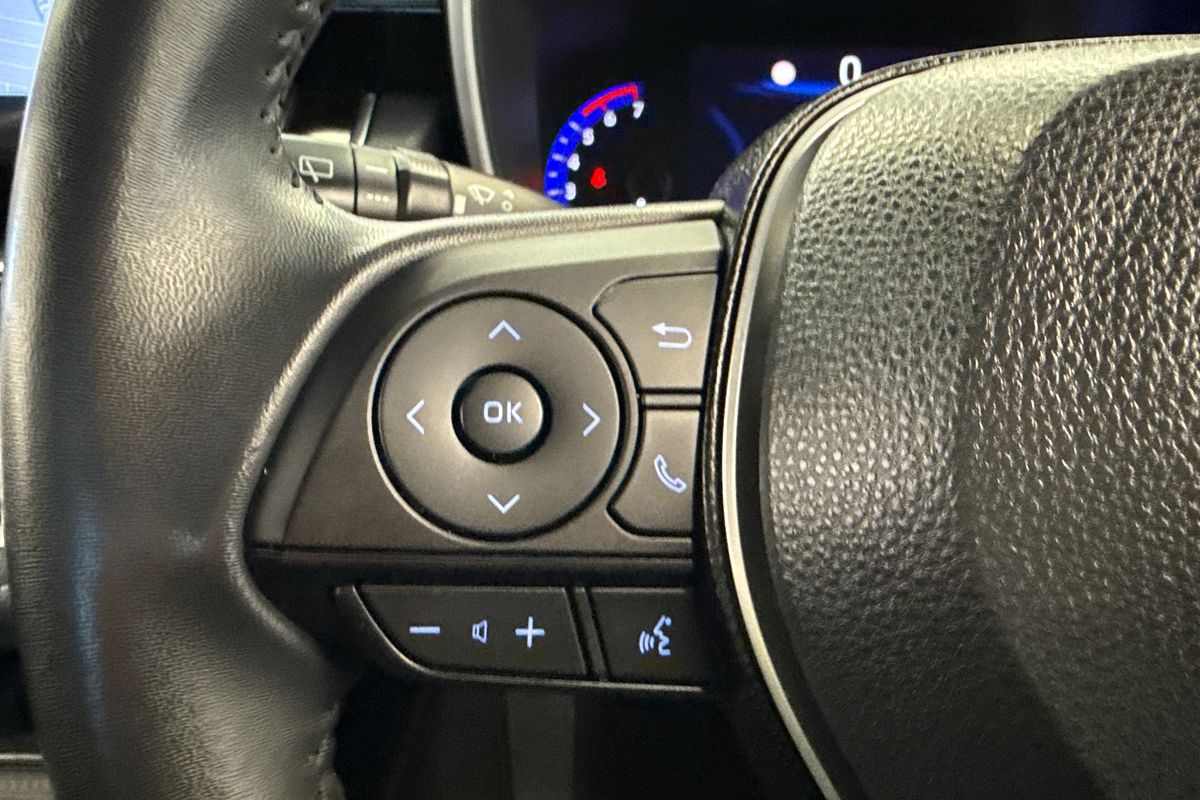 2020 Toyota Corolla ZR Hybrid ZWE211R