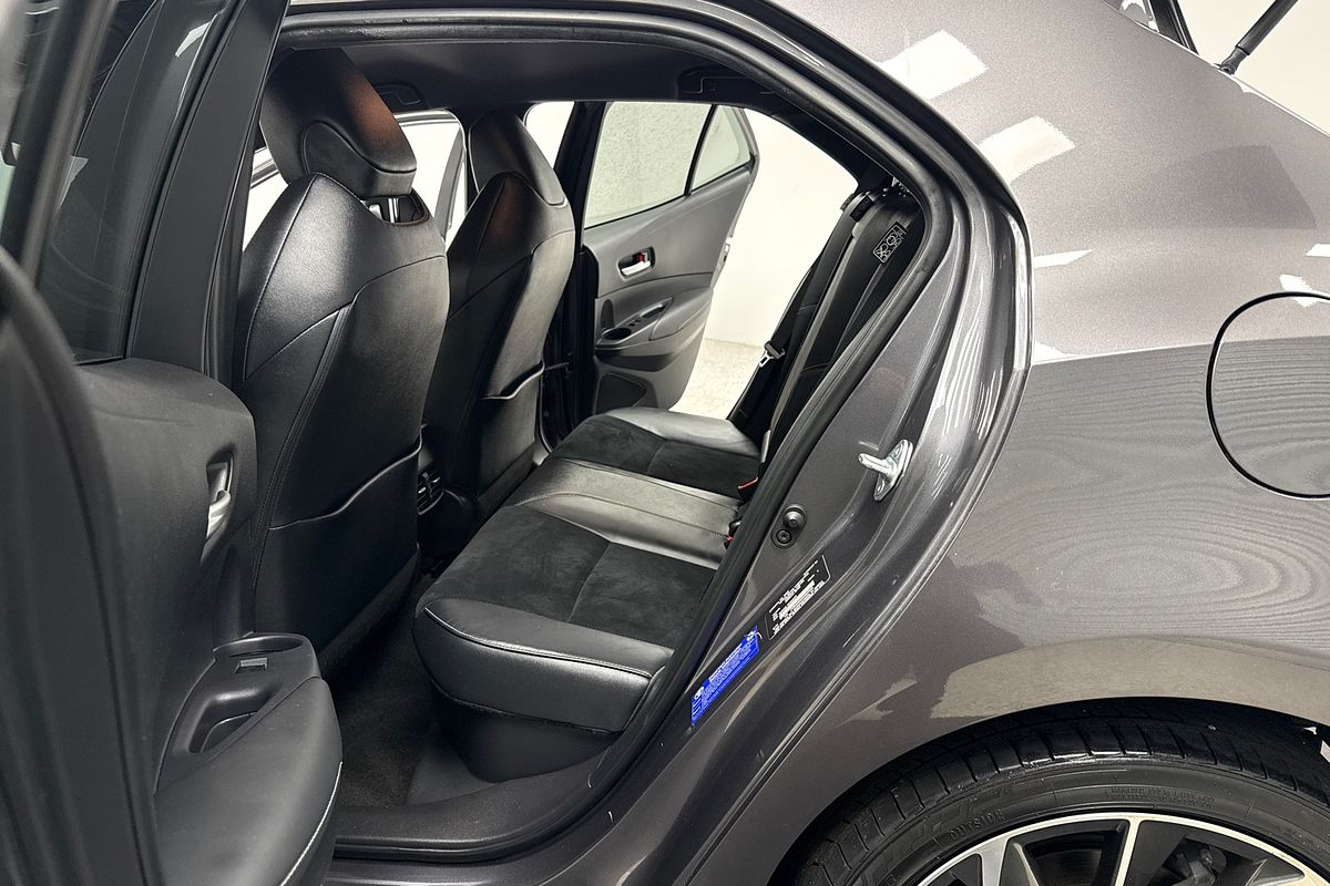2020 Toyota Corolla ZR Hybrid ZWE211R