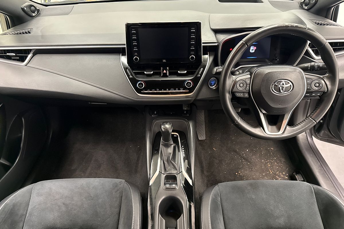 2020 Toyota Corolla ZR Hybrid ZWE211R