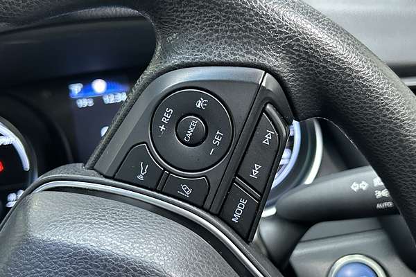 2023 Toyota Camry Ascent AXVH70R thumb-17