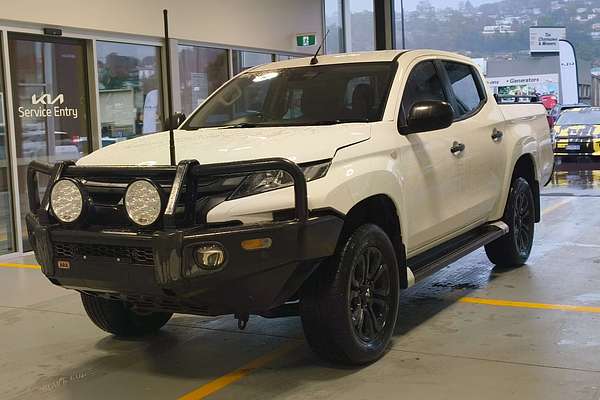2022 Mitsubishi Triton GLX-R MR 4X4
