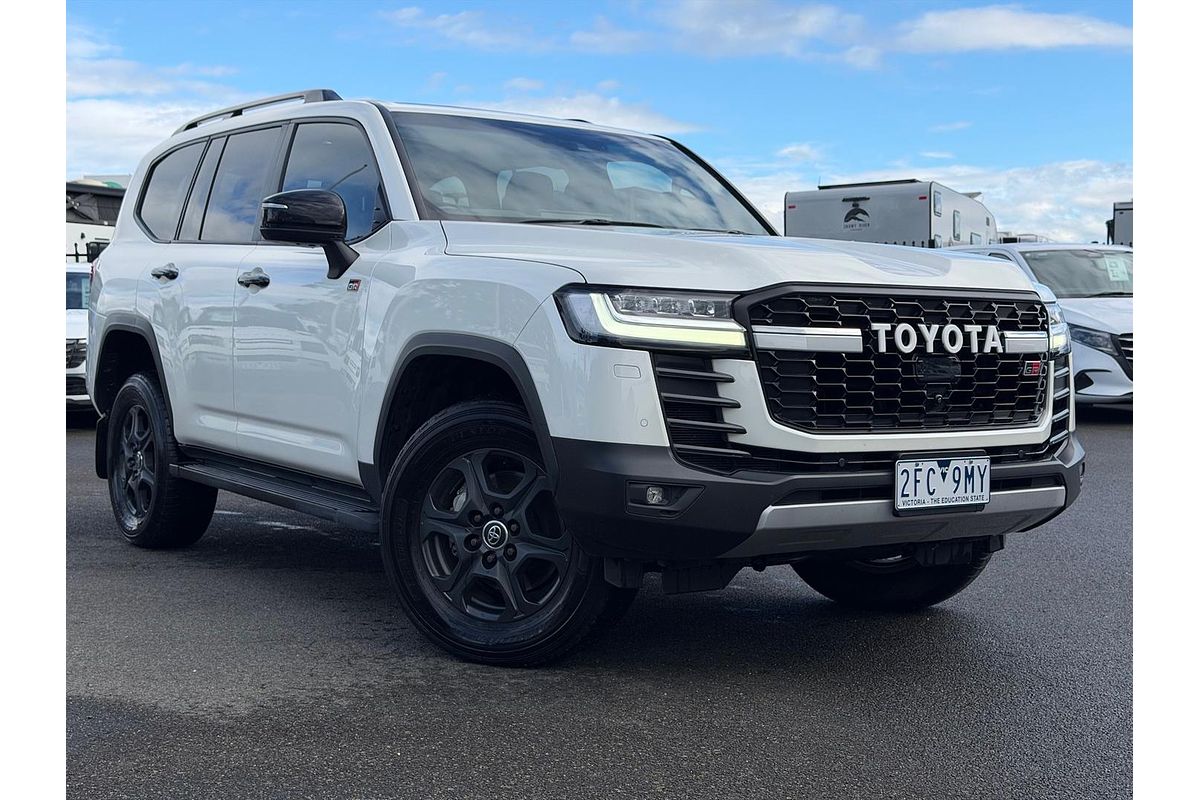 2022 Toyota Landcruiser GR Sport FJA300R
