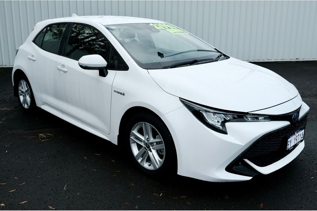2018 Toyota Corolla Ascent Sport Hybrid ZWE211R