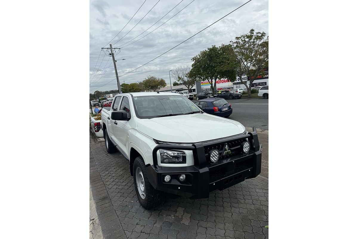 2025 Mitsubishi Triton GLX MV 4X4