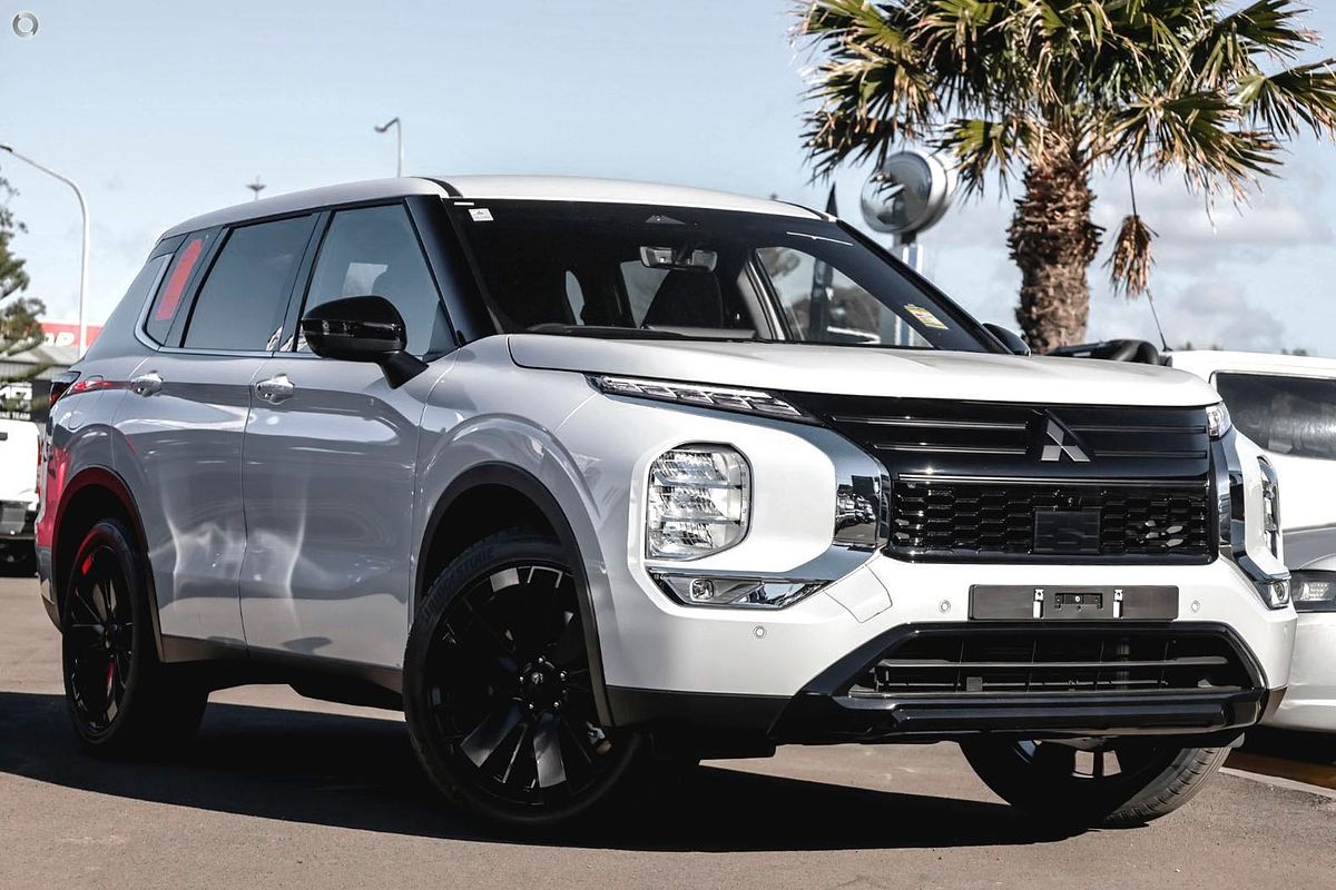 2026 Mitsubishi Outlander Black Edition ZM
