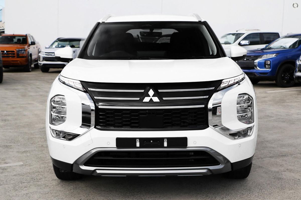 2026 Mitsubishi Outlander LS ZM