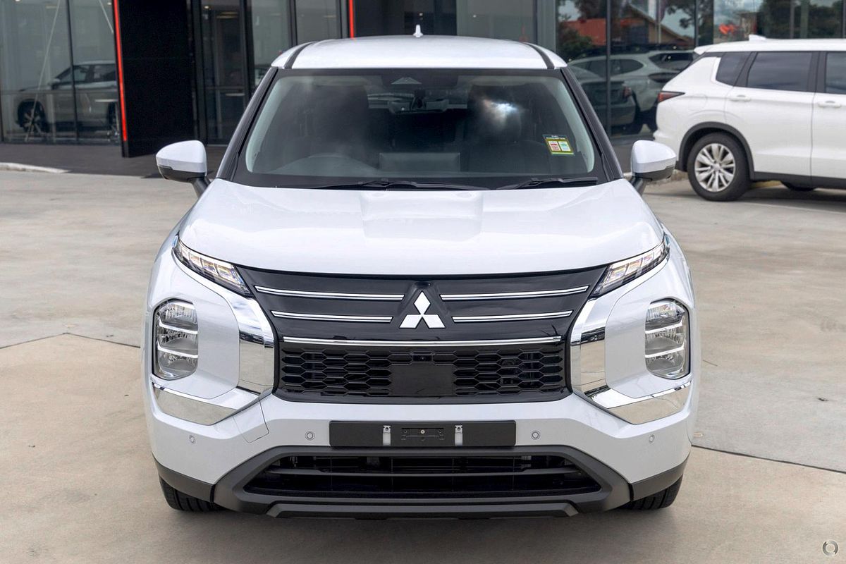 2026 Mitsubishi Outlander ES ZM