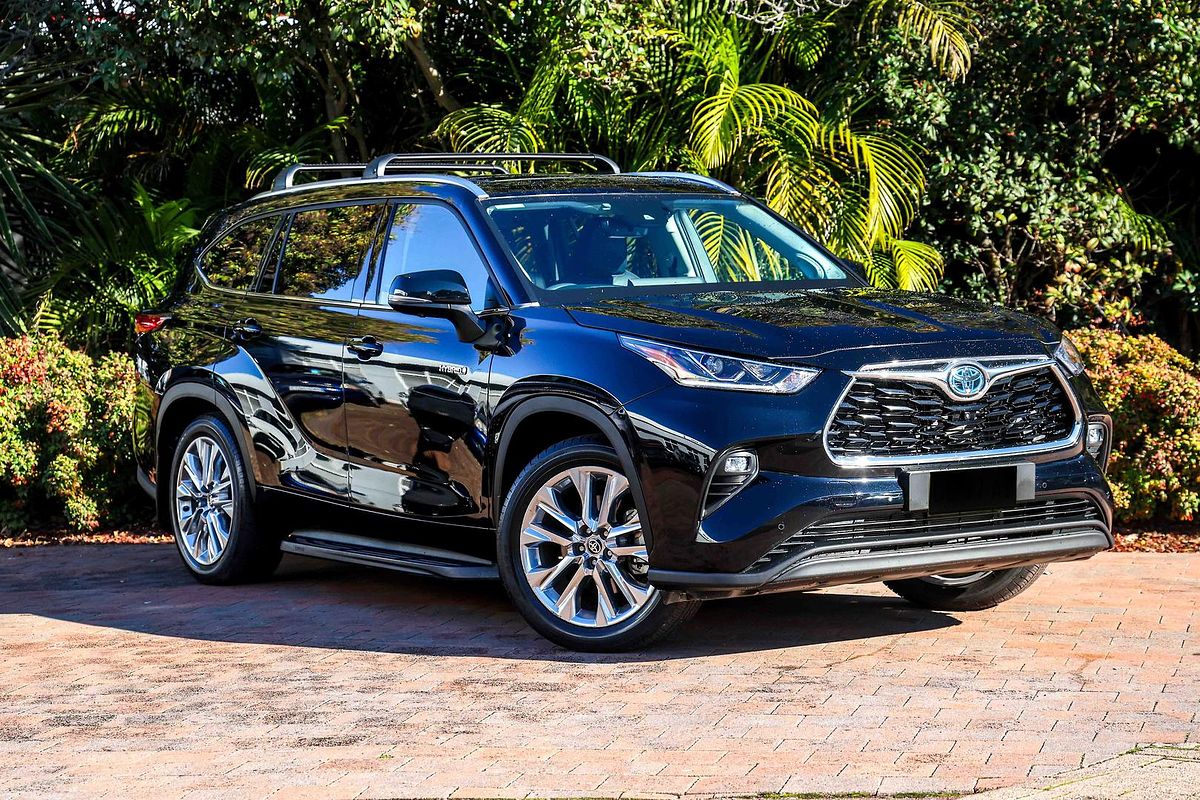 2023 Toyota Kluger Grande AXUH78R