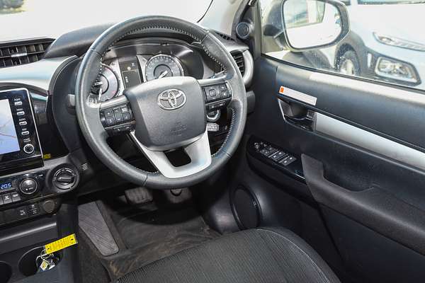 2022 Toyota Hilux SR5 GUN126R 4X4 thumb-17