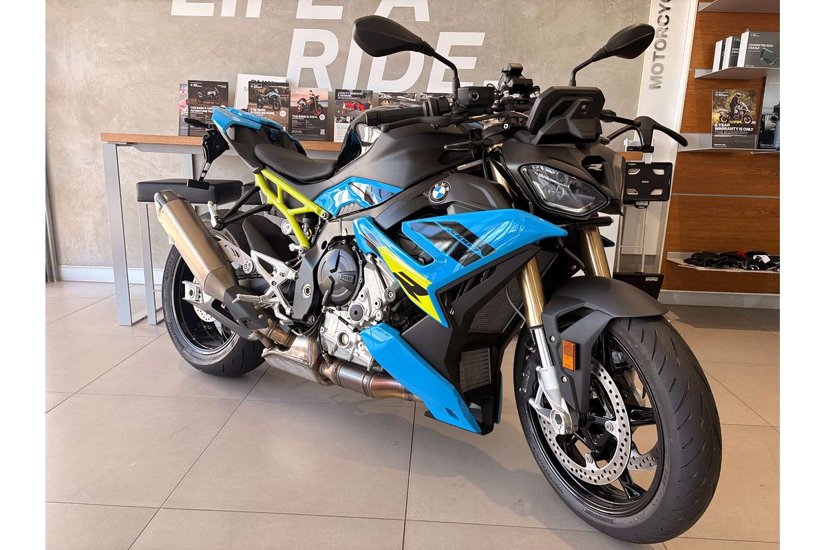 2025 BMW S 1000 R Sport S 1000